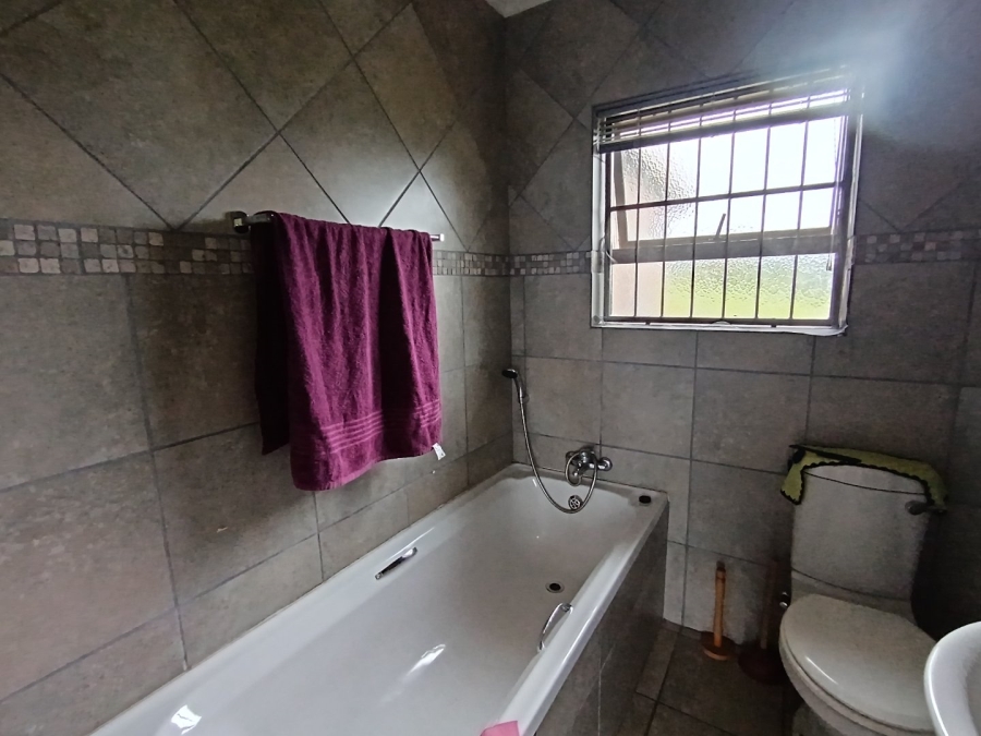 4 Bedroom Property for Sale in Ruiterbos Western Cape